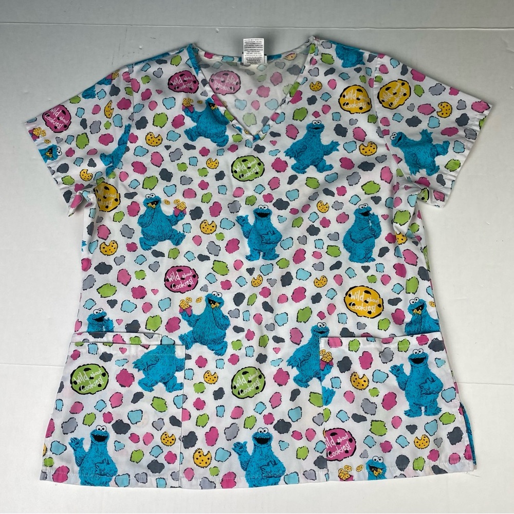 Cookie Monster Sesame Street Women Medium Scrub Top Cotton Poly Nursing Medical